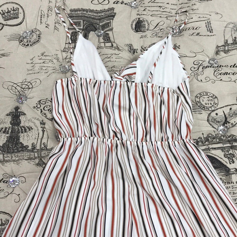 🎁 Papillon Bow Front Striped Jumpsuit - Picture 8 of 8